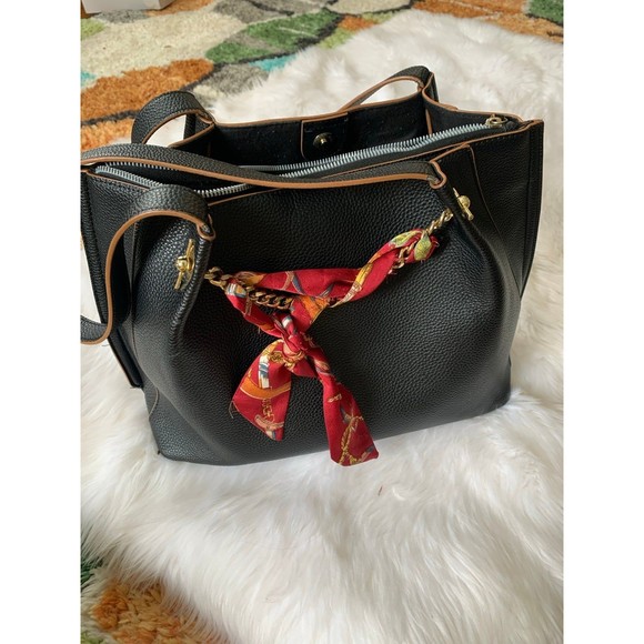 Nanette Lepore purse - Picture 1 of 12